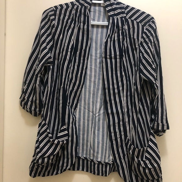 Clothes - Picture 12 of 16